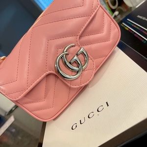 Super Mini Gucci marmont bag